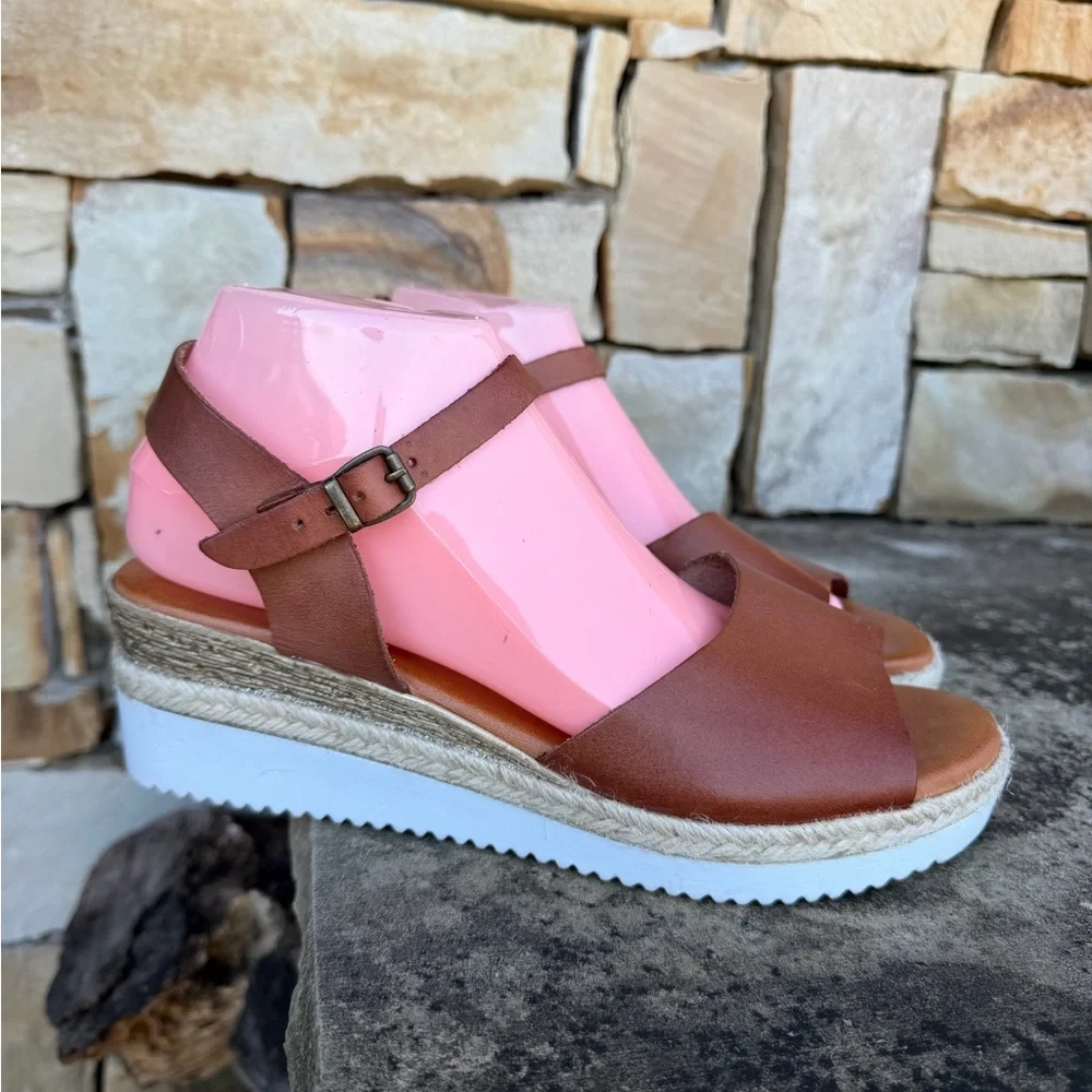 Bertuchi Women's Brown Leather Espadrille Wedge Sandals Ankle Strap Sz-40(9.5) P